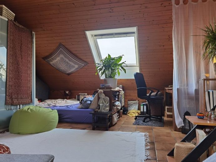 Frisch renovierte 1-Zimmer-Wohnung mit Balkon und Einbauküche – Foto 9