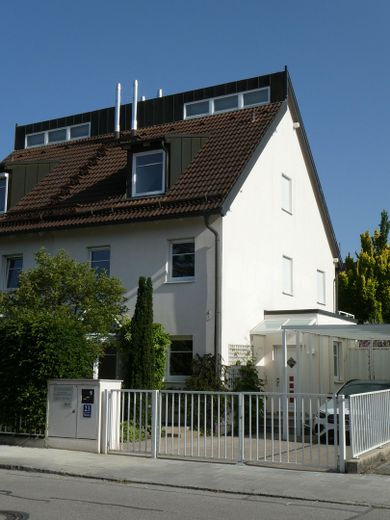 Hochwertige DHH in ruhiger Toplage München-Obermenzing – Ansicht Nord/West