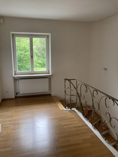 Große Altbau-Villa in Augsburg Göggingen - Exklusives Haus mit Garten – Flur und Treppenhaus