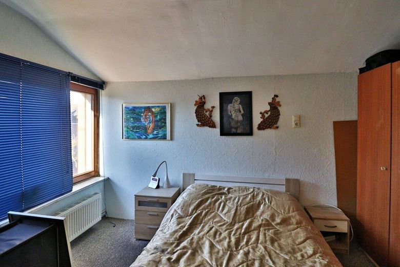 EFH mit ELW und voll ausgestatteter Oldtimer-Werkstatt - Wohnen &amp; Leidenschaft unter einem Dach – Zimmer I ELW