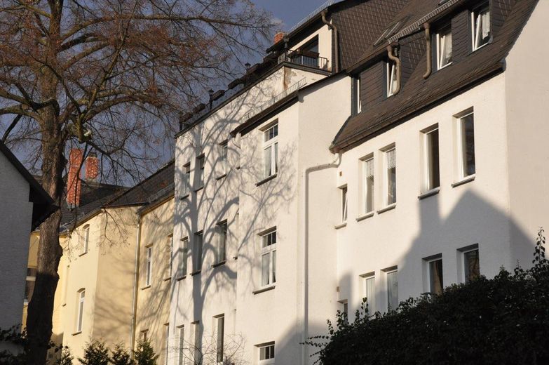 Luksusowe mieszkanie w centrum miasta z tarasem na dachu nad dachami Aue – Dachterrasse von außen