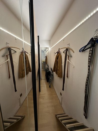 Begehbarer Kleiderschrank EG