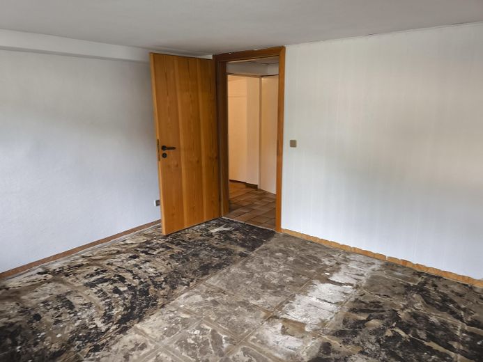 Keller Raum 1