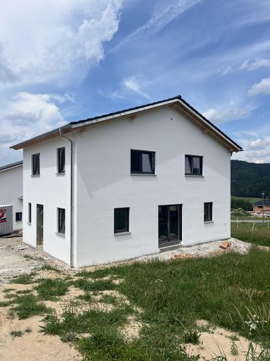 Neubau: fast fertiges Einfamilienhaus mit Garten&Garage – Oktober 2026 Erstbezug in Willmering – Foto 4