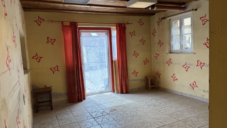 Fachwerk trifft Sandstein: Ein Haus mit Charakter und großzügigem Raumangebot – EG Raum 1 (Mangeln)