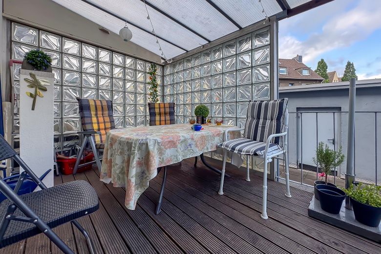 3 ODA – TERAS – ŞEHİR MERKEZİ – EN İYİ KONUM – ops. OTOPARK YERİ – Terrasse