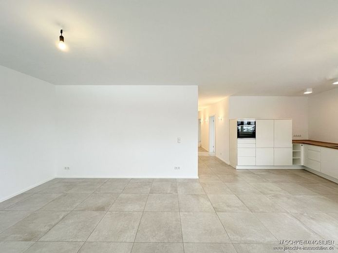 JÄSCHKE - Modernes Zweifamilienhaus mit hochwertiger Ausstattung – Wohnzimmer (EG)