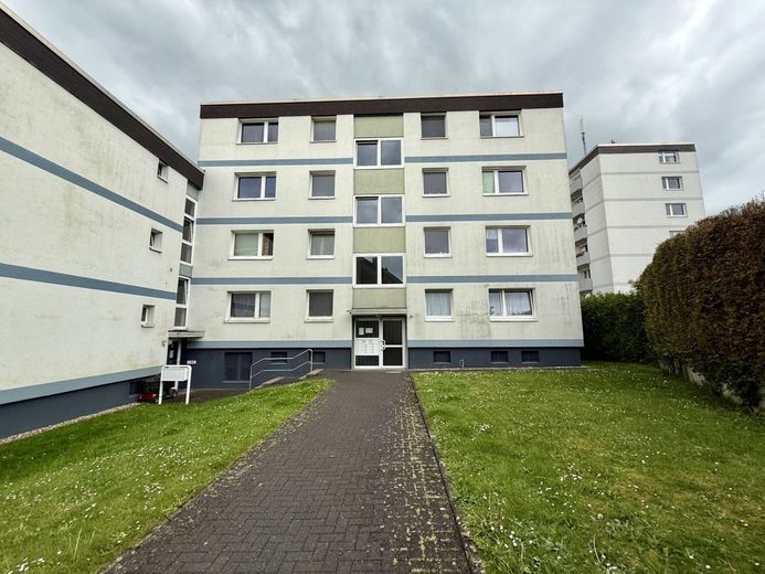 Fröndenberg: Eigentumswohnung schlicht und einfach - Perfekt für Singles oder Kapitalanleger! – Ansicht Wohnhaus