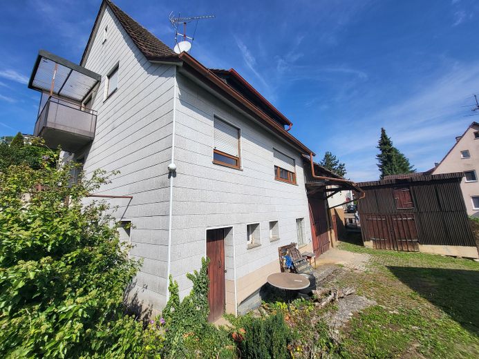 Edificio residenziale versatile da ristrutturare con fienile a Unterensingen – Aussenansicht