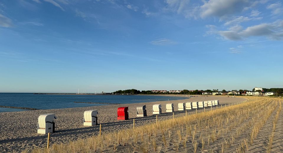 Ihr neues Zuhause auf Rügen? 130m² auf einer Ebene im Ostseebad Glowe, provisionsfrei vom Eigentümer – der Strand im Ort