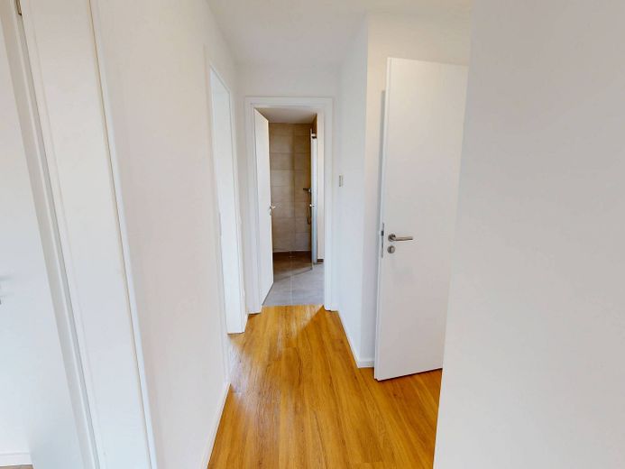 Wohntraum in Rissen: Exklusives 4-Zimmer-Penthouse mit eigenem Lift und weitläufiger Dachterrasse – Flur