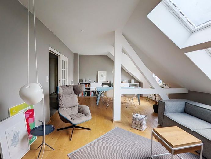 Wunderschöne Altbauwohnung in Fechenheim – Foto 2