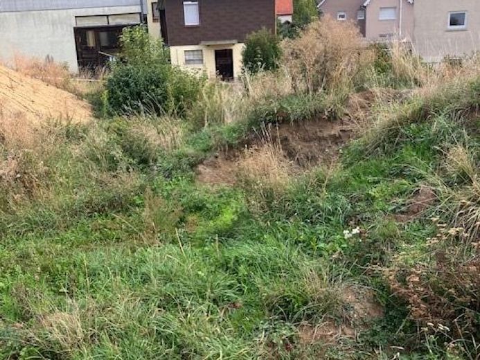 Sehr schönes und sonniges Grundstück in gefragter Lage – Foto 1