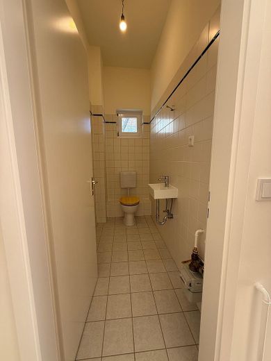 Sonnige Maisonette im Komponistenviertel – 2 Balkone, Südausrichtung & ruhige Lage im Grünen – Gästetoilette 2. OG