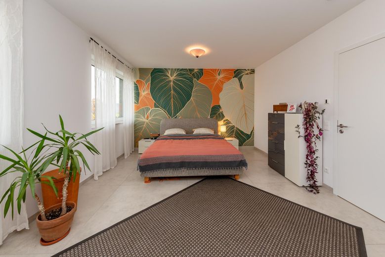 Modernes Wohnen mit Architektur, Komfort und Nachhaltigkeit – Schlafzimmer