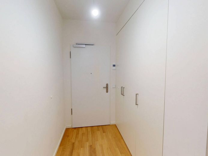 YON BERLIN - Luminoso appartamento di nuova costruzione con 3 locali, cucina componibile e BALCONE a Berlino-Friedenau – Eingangsbereich