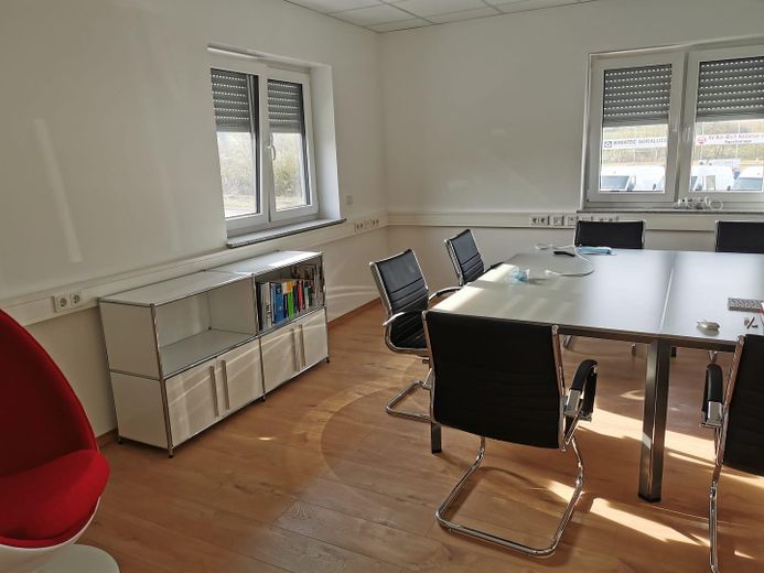 Bürofläche in verkehrsgünstiger Lage im EG – Büro 1