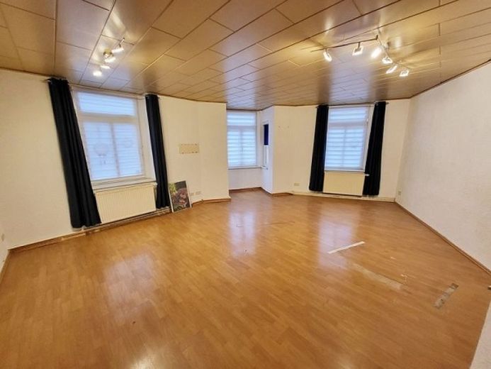 geräumige 3-Raum-Wohnung in RC-Zentrum – Foto 1