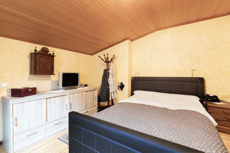 Idyllisches Waldidyll: Sauna, Wintergarten, riesigem Gartenparadies! – Schlafzimmer