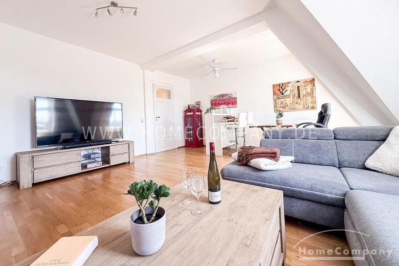 22801 HomeCompany Dresden Möbliert/Furnished 3-Zimmer Maisonette Wohnung in Dresden-Striesen mit Balkon max. 3 Personen – ccbba47112c1f3e1fb2b382ca6d6f4534105b17c.jpg