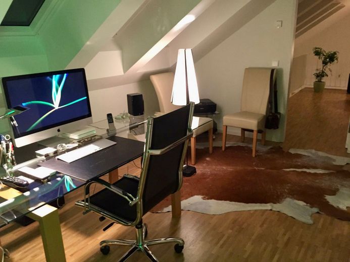 Bestens ausgestattete Maisonette-Wohnung (ca. 185 m², mit Einbauküche) in ruhiger Citylage von Bühl! – Galerie / DG