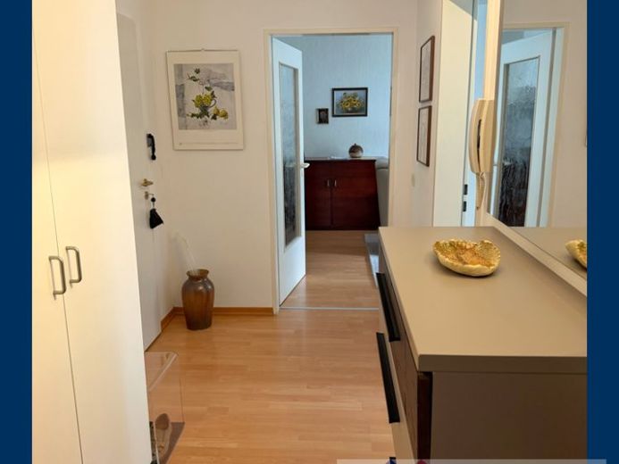 Grüne Ruhe-Oase in Markkleeberg: Gepflegte Wohnung mit Balkon, Carport & Zukunftsperspektive – Foto 1