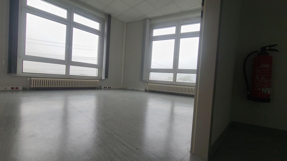 Büroetage im Gewerbegebiet Am Hasensprung im 2.OG – Büro