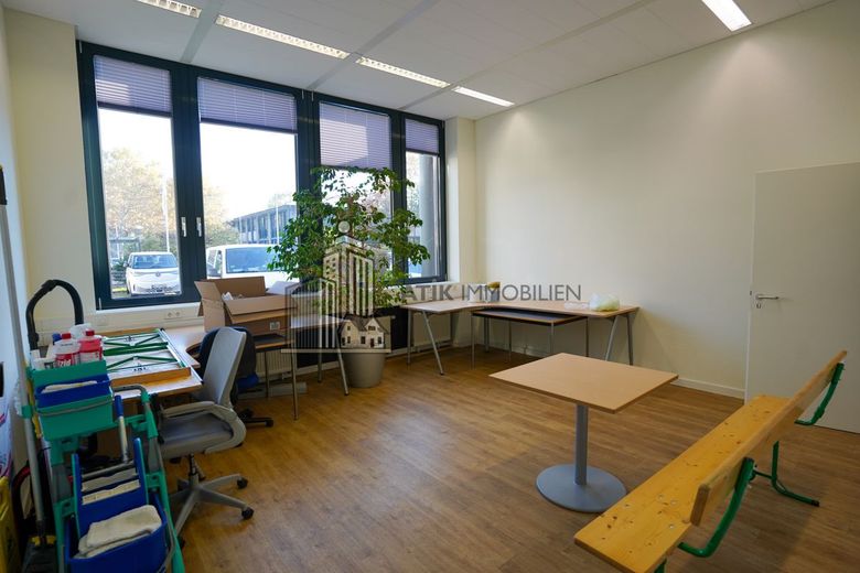 ATIK: Moderne Büroflächen in Bürogemeinschaft im High-Tech-Park in Mannheim – Büro