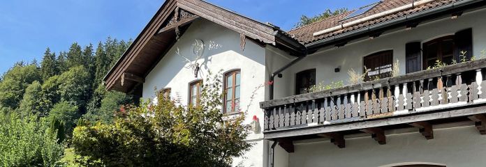 Historisches Wohnen im Park, Seenähe, gute Lage - von Privat