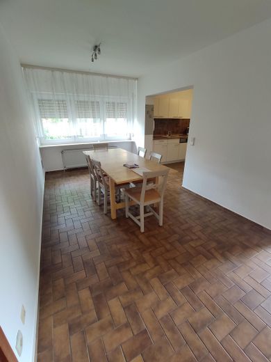 große Doppelhaushälfte ideal zum Wohnen und Arbeiten – EG Eßzimmer 