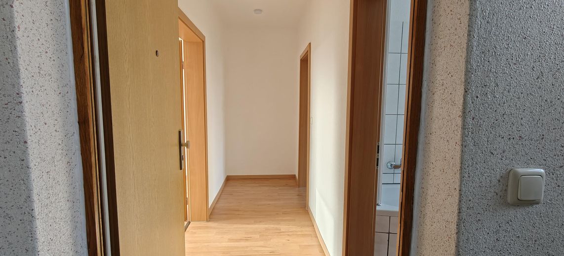2-Raum-Wohnung in Röderau (Erstbezug nach umfassender Renovierung) – Flur
