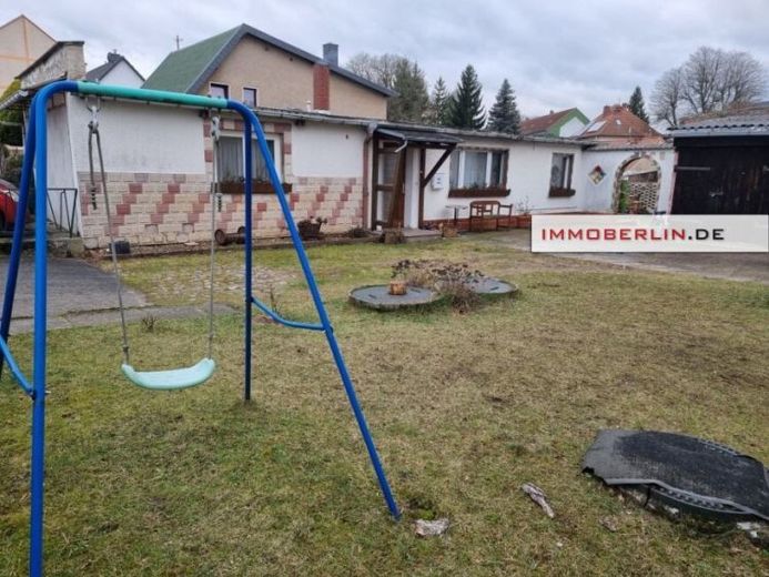 IMMOBERLIN.DE - Atrakcyjny dom wielorodzinny & bungalow w idealnej lokalizacji – Photo 1