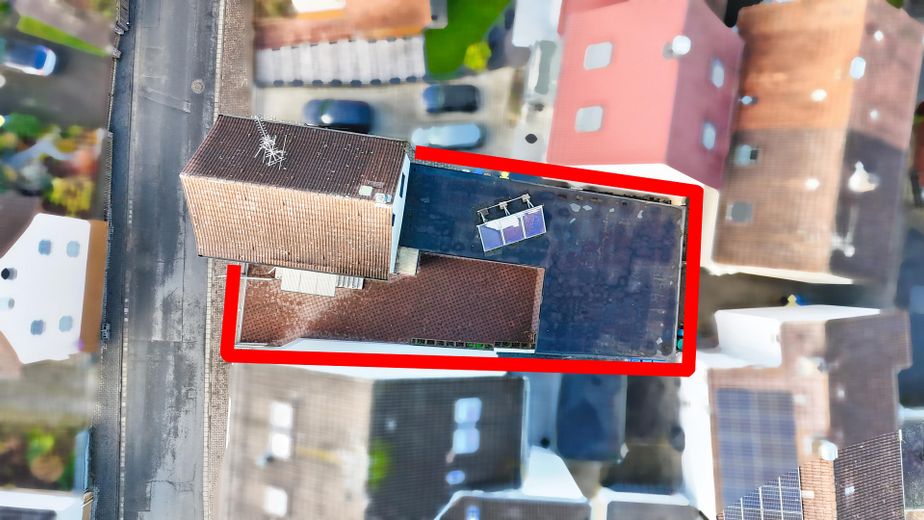 Provisionsfrei ! Großzügiges Mehrgenerationenhaus, Doppelgarage & Anbau in Freigericht – Foto 1