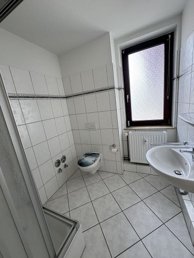 3 Zimmer. 2 Bäder. EBK. Balkon & Terrasse. Garage. Achim Uphusen – Foto 7