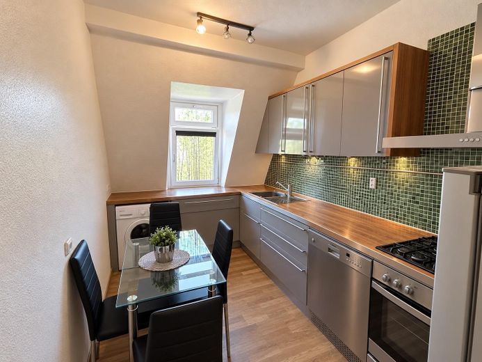 Provisionsfrei – Gepflegte 3-Zimmer Wohnung im Altbau MFH mit Top-Rendite – Küche