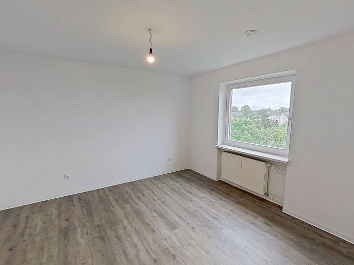 Schicke 2-Zimmer-Wohnung mit BALKON – Ansicht I: Schlafzimmer