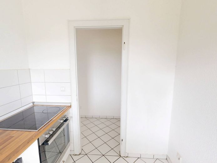 Helle 2-Zimmer-Wohnung mit EBK in ruhiger Wohnlage – Ansicht II: Küche