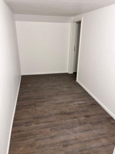 Wunderschönes Einfamilienhaus – Flur Keller