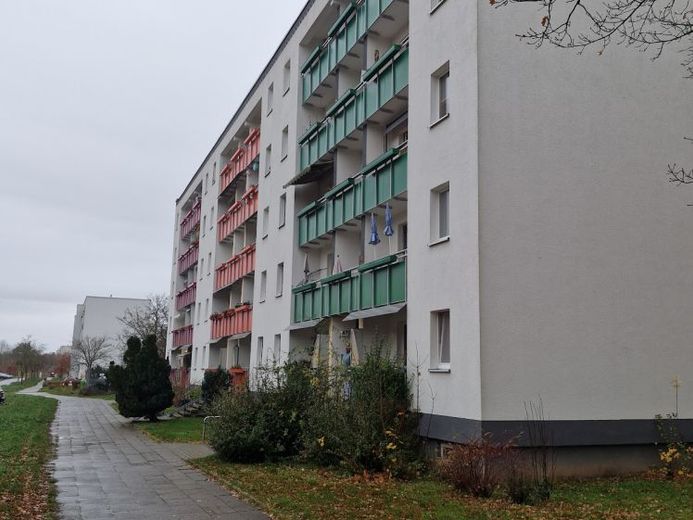 Schöne 4-Raum Wohnung mit Balkon ab September 2026 zu vermieten. – Foto 1