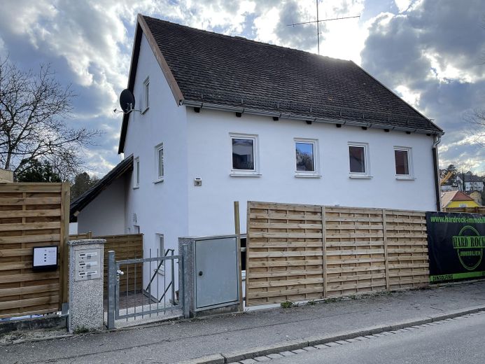 PRECIO REDUCIDO: Dos terrenos con tres casas y potencial de desarrollo – Foto 15