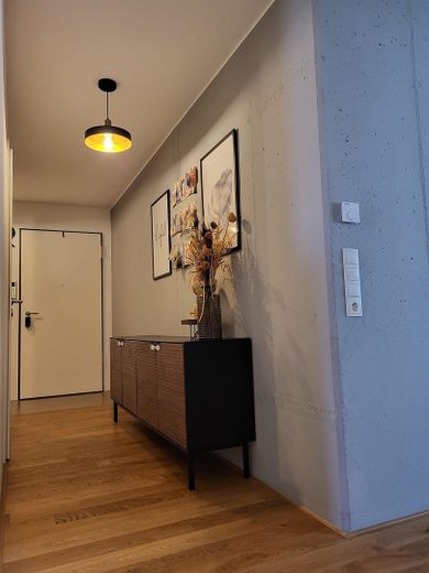 Flur Bild 2