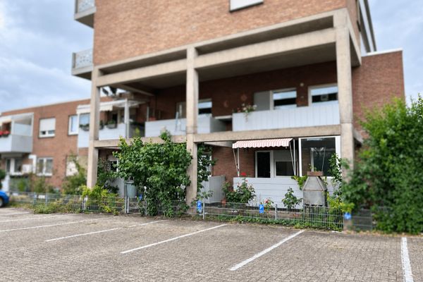 Emmerich: Erdgeschosswohnung mit zwei Balkonen, ideal zur Eigennutzung oder als Kapitalanlage