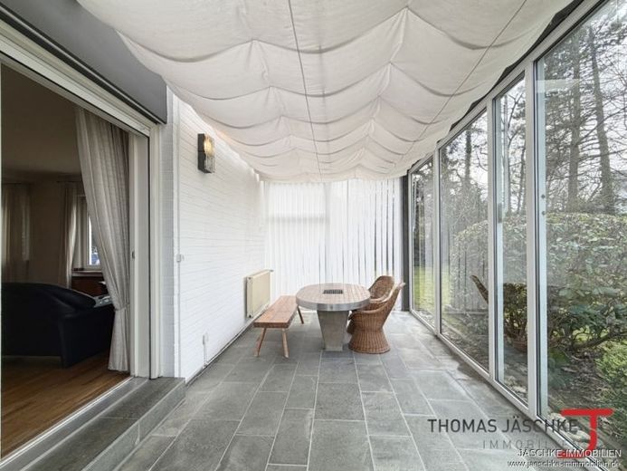 JÄSCHKE - Großzügiges Einfamilienhaus mit Potenzial auf traumhaftem Grundstück in Roetgen-Rott – Foto 1