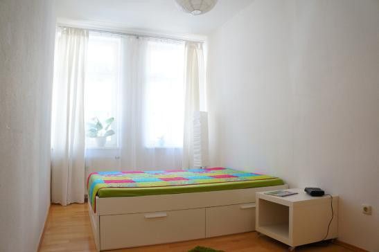 Schlafzimmer vor Einbau 