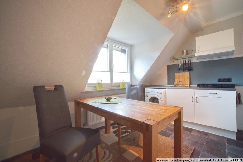 Tastefully appointed abode, fully fitted and furnished, in a sought-after residential area – 99fab2ce28d57fff2866f15f5ad31fcb90e5ff7a.jpg