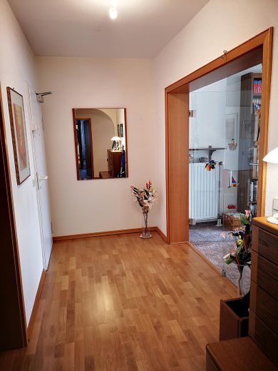 Diele mit Parkettboden