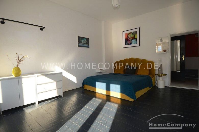 Zalane światłem mieszkanie w kamienicy na Kreuzbergu, umeblowane – 7d222231869f23e324bc2e6470cc61746e740844.jpg