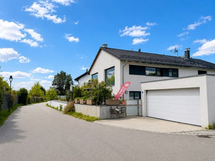 Familienglück mit Alpenblick – München in 15 Minuten – Foto 1