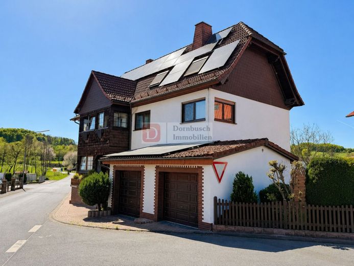 Top!! Mehrgenerationenhaus zur individuellen Nutzung mit Photovoltaikanlage – Hausansicht