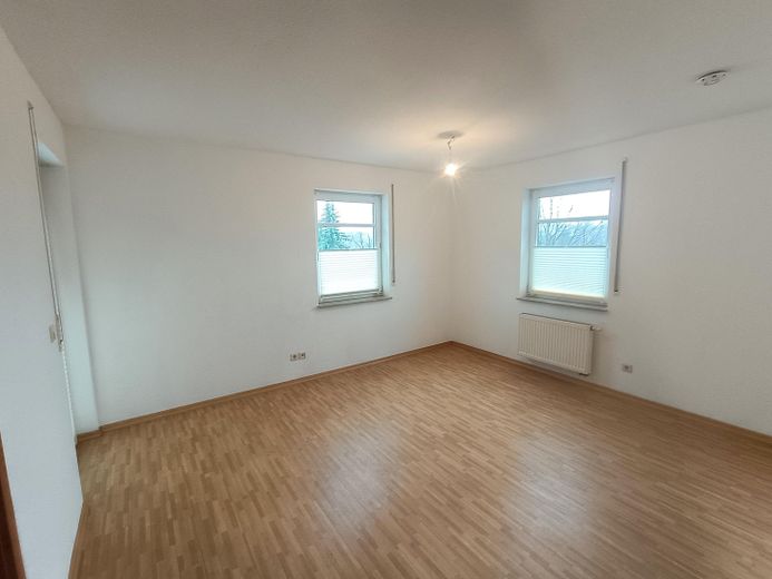Dresden-Cotta – prov.frei, ruhige, mod. 1 Zi.-Whg. mit Balkon, sep. Küche mit Einbauten u. TG Stpl. – Apartment